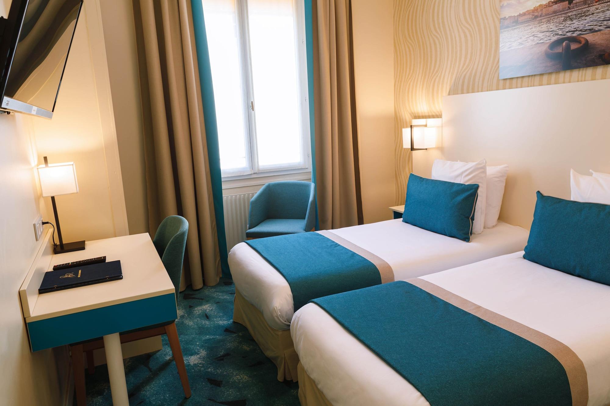 Hotel Des Remparts Perrache Lyon Exterior photo